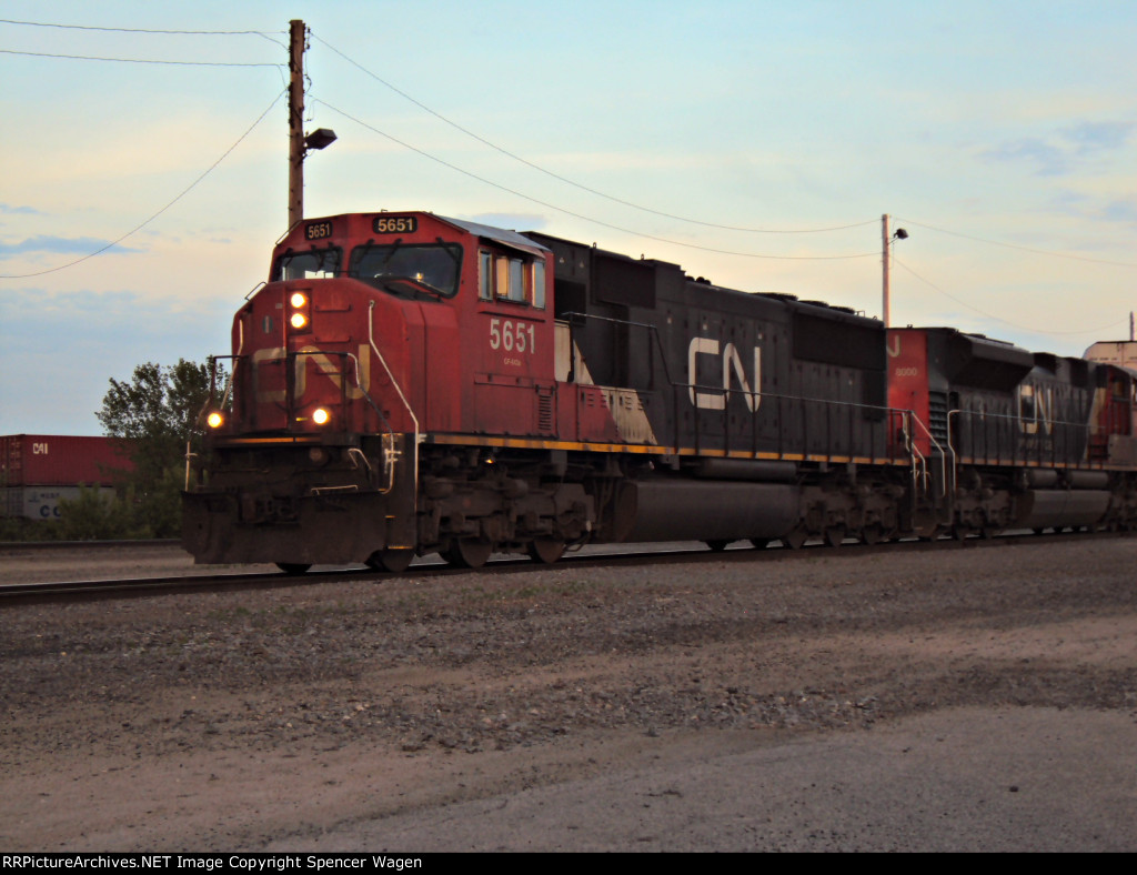 CN 5651